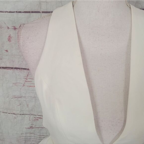 Lovers + Friends Dee Elly Deep V Neck Peplum Top Size XS - Picture 6 of 8